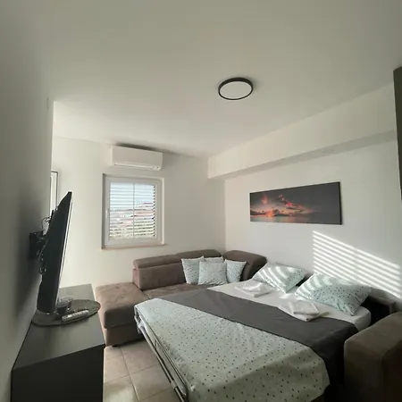 Appartamento Loren Privlaka (Zadar)